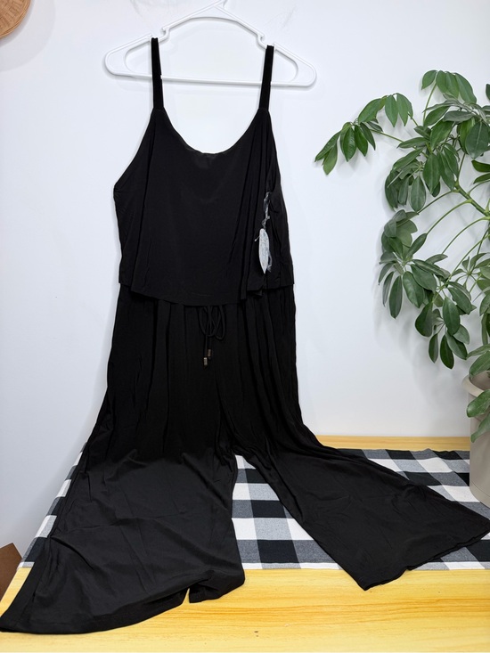 NAIF Pants - NWT Naïf Sleeveless Crop Length Jumpsuit Size L